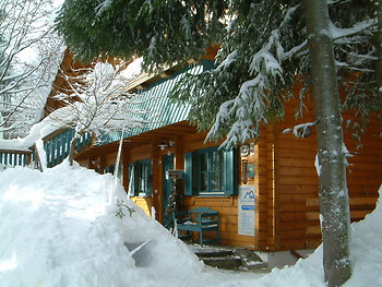Unser romantisches Ferienhaus im Schnee