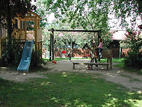 Kinderspielplatz im Innenhof
