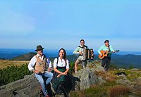 Die Osserwinklern sowie Manfred & Marina